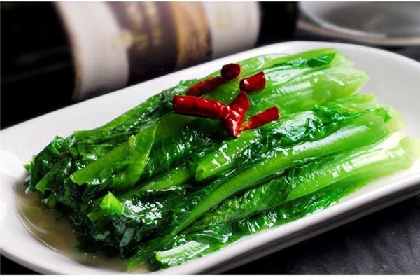 油麦菜和莴笋叶的区别 油麦菜和莴笋叶是不是同一种菜