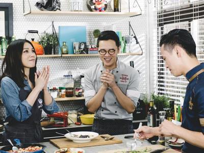 海鲜墨鱼面饺子的做法 蔡健雅热爱料理