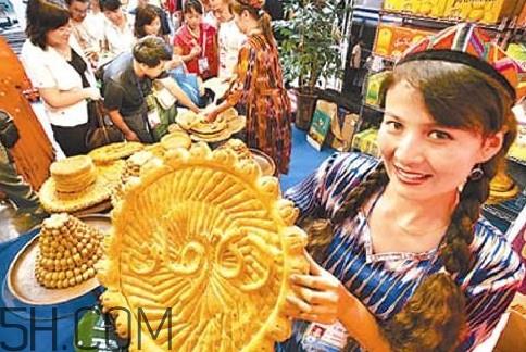 新疆的馕吃了长胖吗?馕是怎么做的 新疆的馕吃了长胖吗?馕是怎么做的