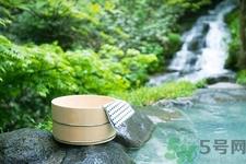 感冒泡温泉症状会加重吗？感冒泡温泉对身体有影响吗？