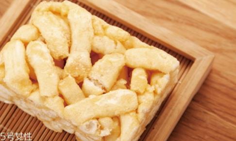 沙琪玛宝宝可以吃吗?要注意分量 沙琪玛宝宝可以吃吗?要注意分量