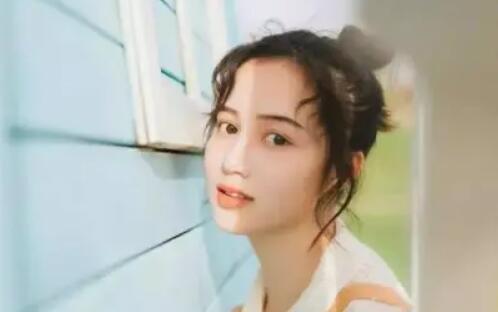 女生偷偷喜欢你的10个表现2