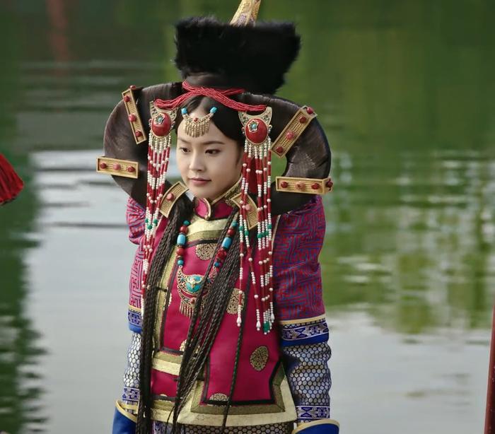 乾隆最疼爱的儿子,明明是令妃的孩子,最后却交给了她抚养