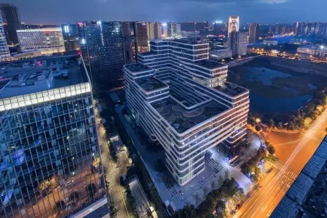 传说中别人家办公室——成都腾讯大厦!