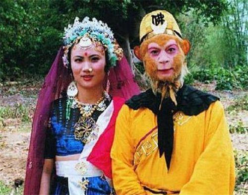 中国唯一拥有两张身份证的人,红遍大江南北,多数人却只知他艺名