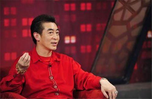 中国唯一拥有两张身份证的人,红遍大江南北,多数人却只知他艺名