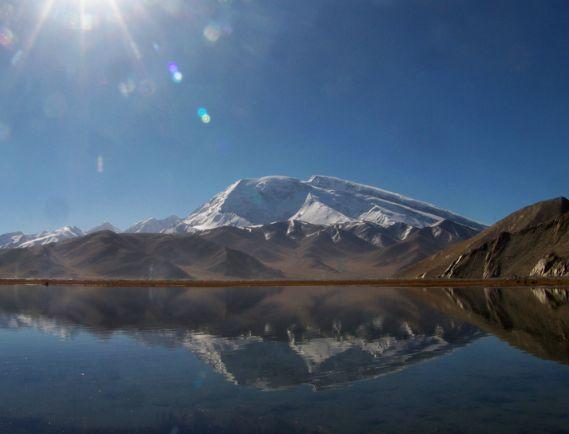 中国唯一的“白种人”民族,姑娘个个美貌出众,却不能与外族通婚