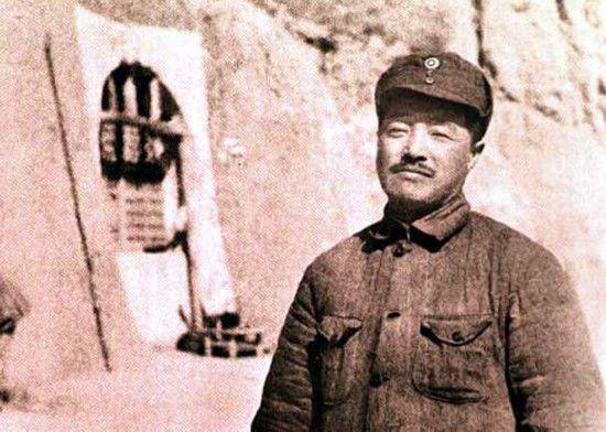 中国十大元帅，湖南三个却排第二，毛主席这样评价他们！