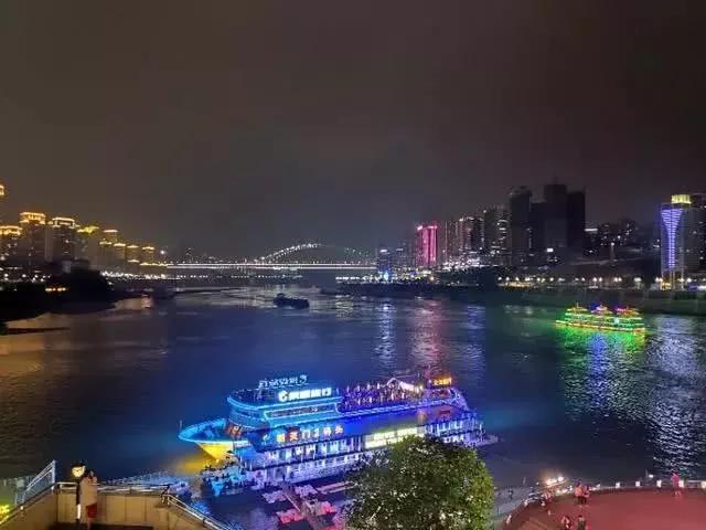 传说中的朝天门还在，重庆人民可以放下心了