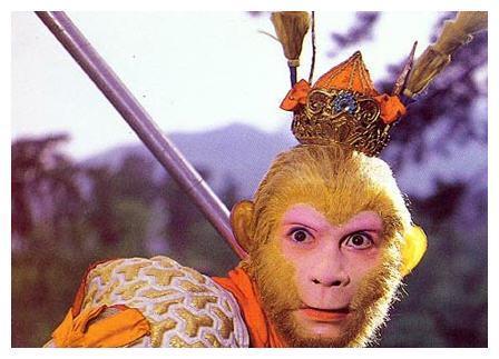 中国唯一一个拥有两张合法身份证的人，原来是大家都熟悉的他