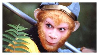 中国唯一一个拥有两张合法身份证的人，原来是大家都熟悉的他