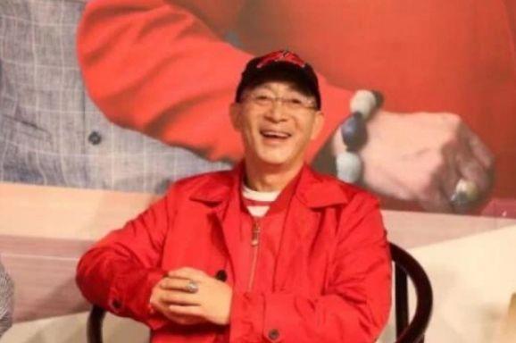 中国唯一合法拥有两张身份证的人,身份证号一样,姓名却不同