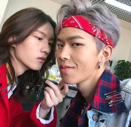 “抖音一姐”莉姐带火了抖音？现歌曲串烧登上央视