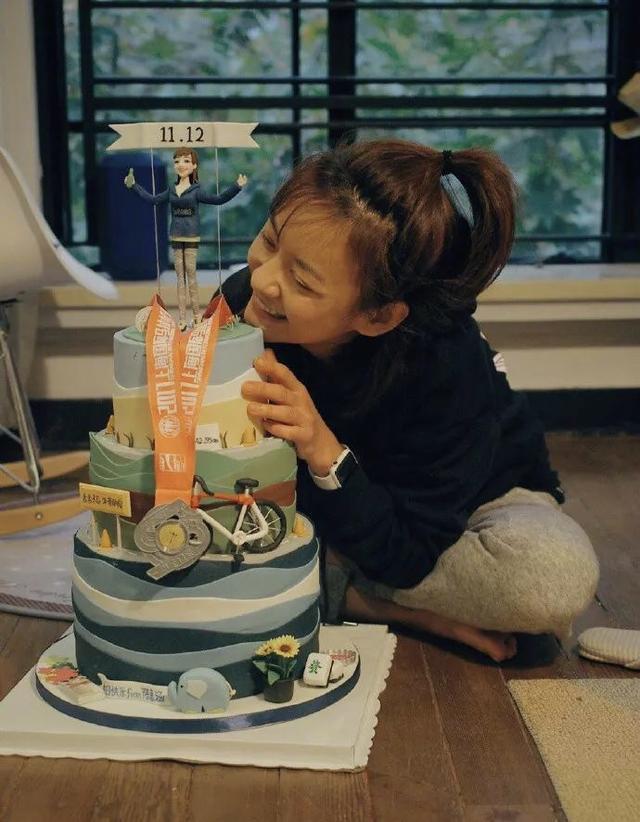 疯狂的陈意涵：曾有47位前男友，换男友如换衣服，37岁却嫁给丑男