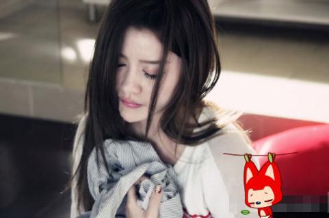 明日之子:BY2台上哭诉,称曾被心爱之人抛弃,在暗示何猷君?