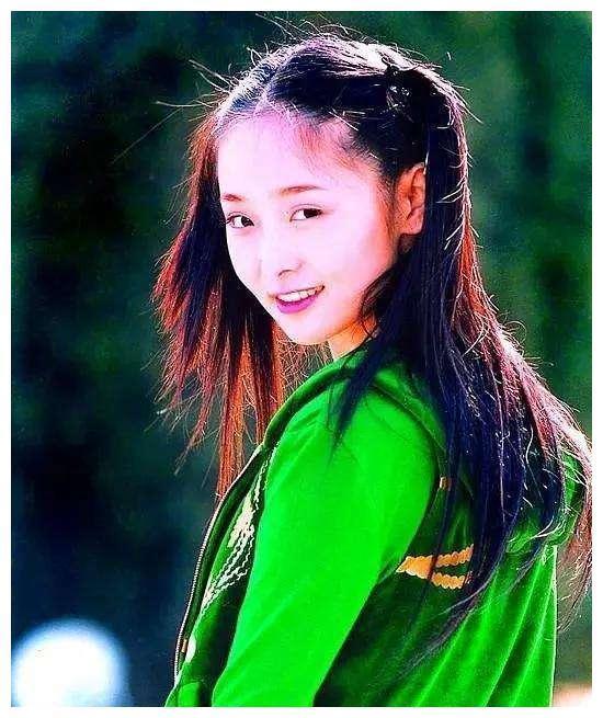 谋女郎一路下凡的14年，原来是这样