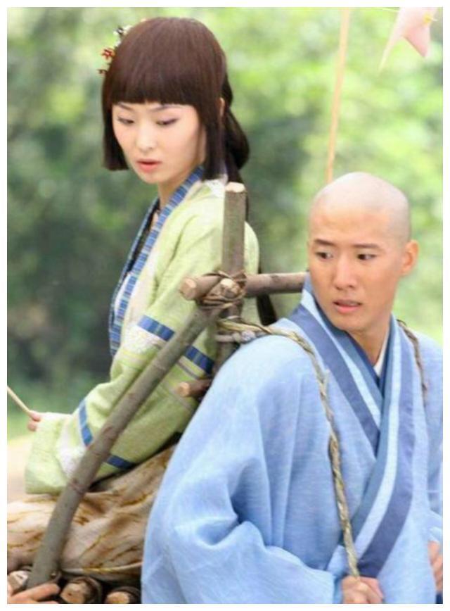 谋女郎一路下凡的14年，原来是这样