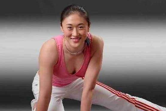 刘亚男，中国女排的激情派美女，04年奥运逆转俄罗斯功臣