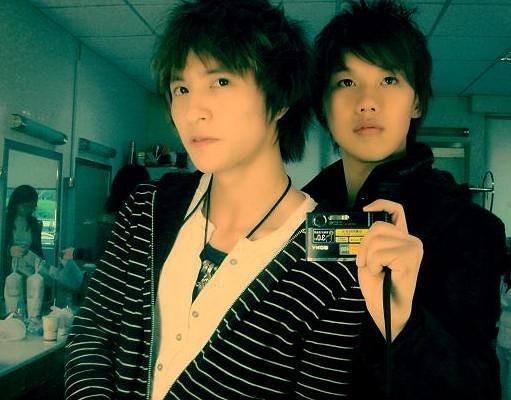 他曾力压薛之谦夺得冠军，却没能大红大紫，背负百万债款绝处逢生