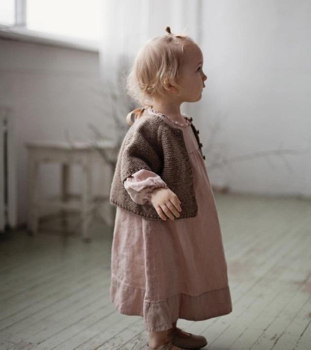 萌宝的可爱小裙子,棉麻面料,漂亮又简单,附5款裁剪图