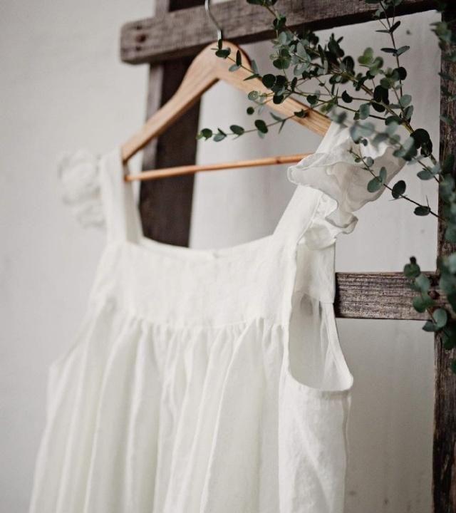 萌宝的可爱小裙子,棉麻面料,漂亮又简单,附5款裁剪图