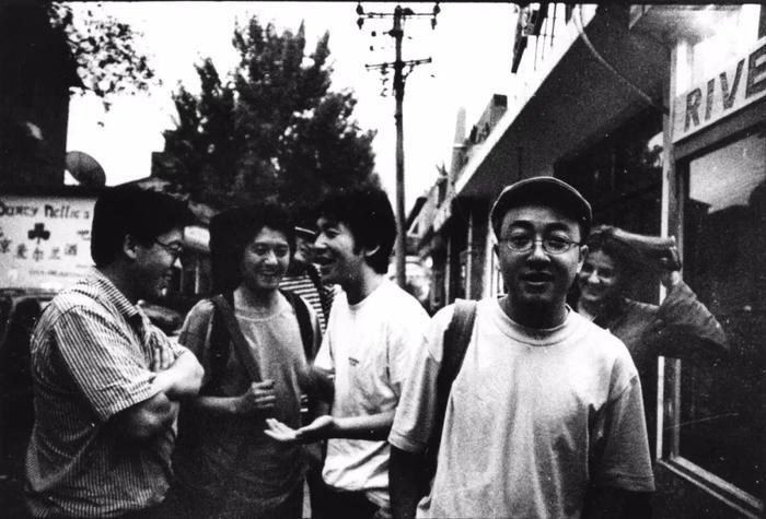 她是摄影师安娜,也是刘烨的妻子,诺一的妈妈!