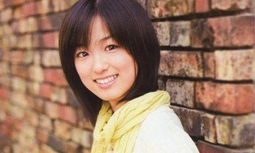 眼睛里有星辰的小萝莉，已经长大成人了，当初要等她长大的人呢