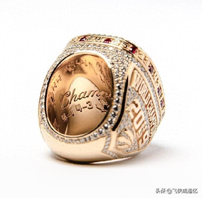 猛龙官方发布的总冠军戒指细节图，超过650颗钻石组成