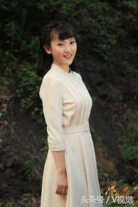 外形甜美的孙艺宁在古装剧《兰陵王》中饰演红萼，十分惹人喜欢