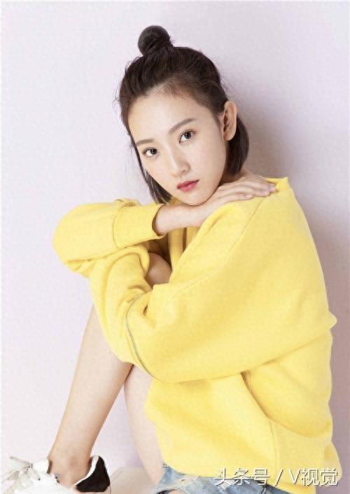 外形甜美的孙艺宁在古装剧《兰陵王》中饰演红萼，十分惹人喜欢