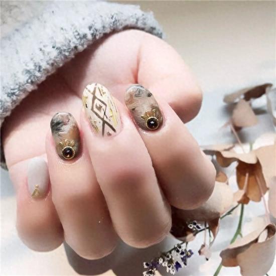 18年超好看的美甲款式