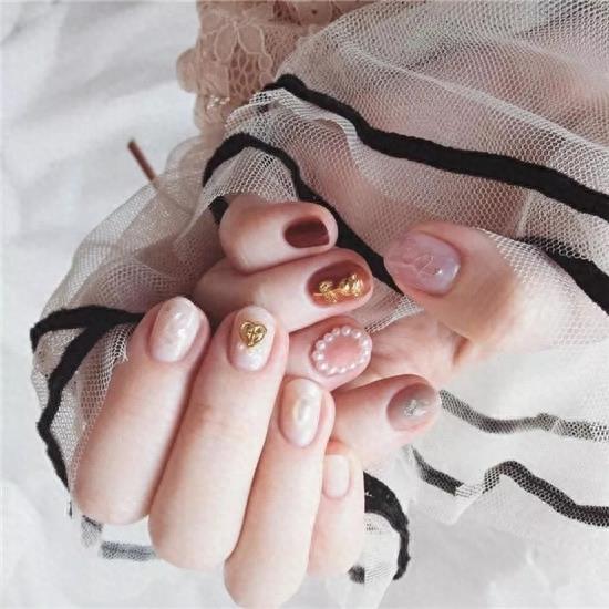 18年超好看的美甲款式