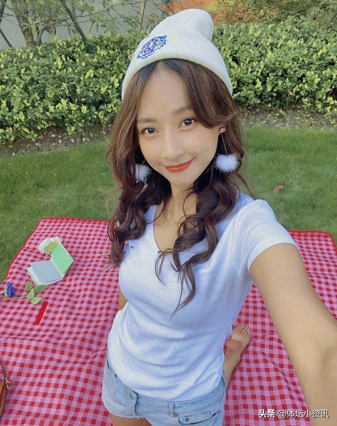 中国女篮,石一童,自拍照,青春靓丽