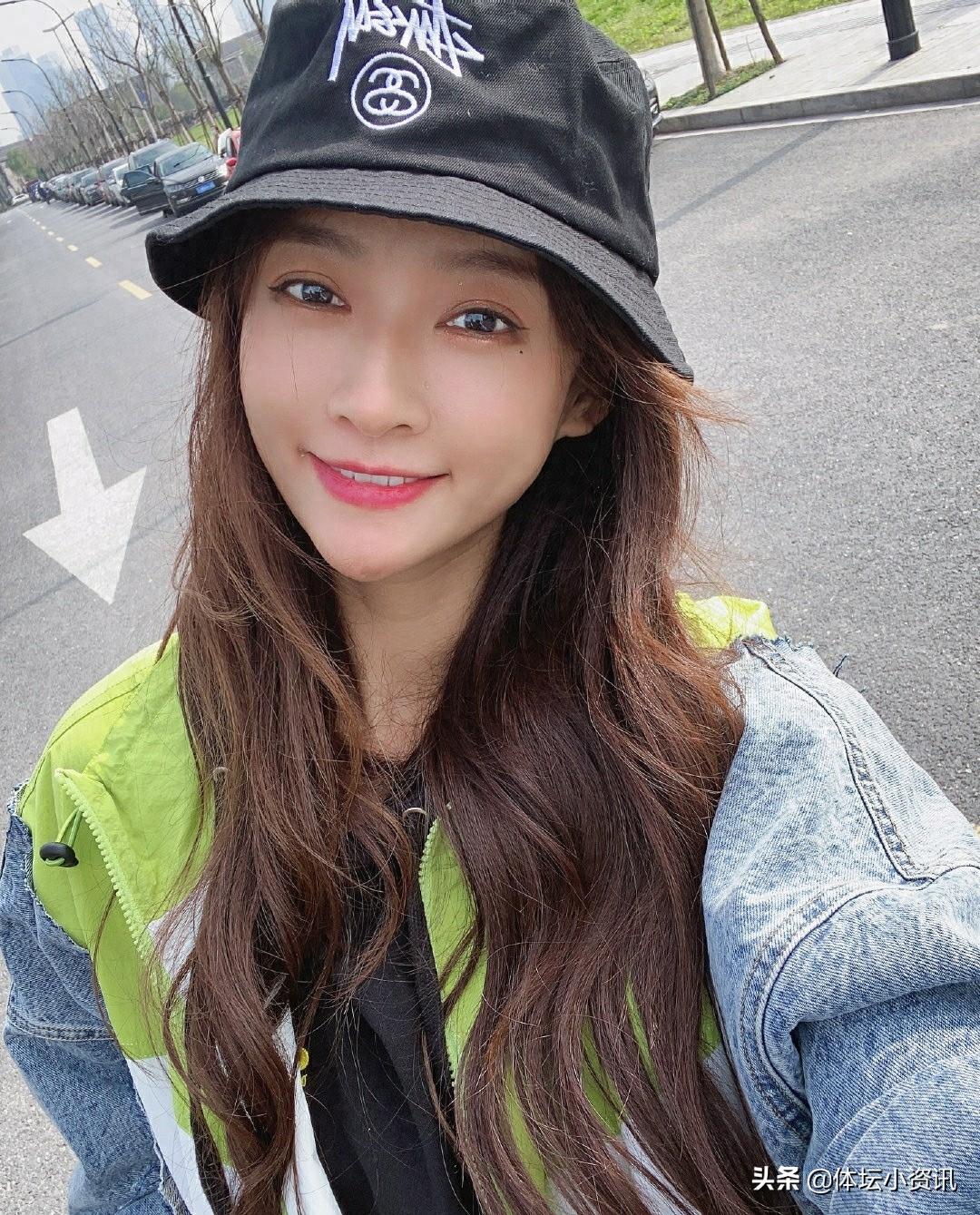 中国女篮,石一童,自拍照,青春靓丽