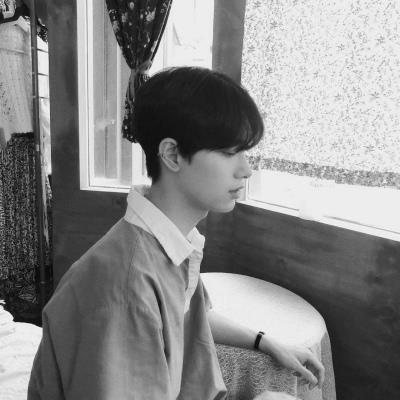 韩国男生头像高清帅气