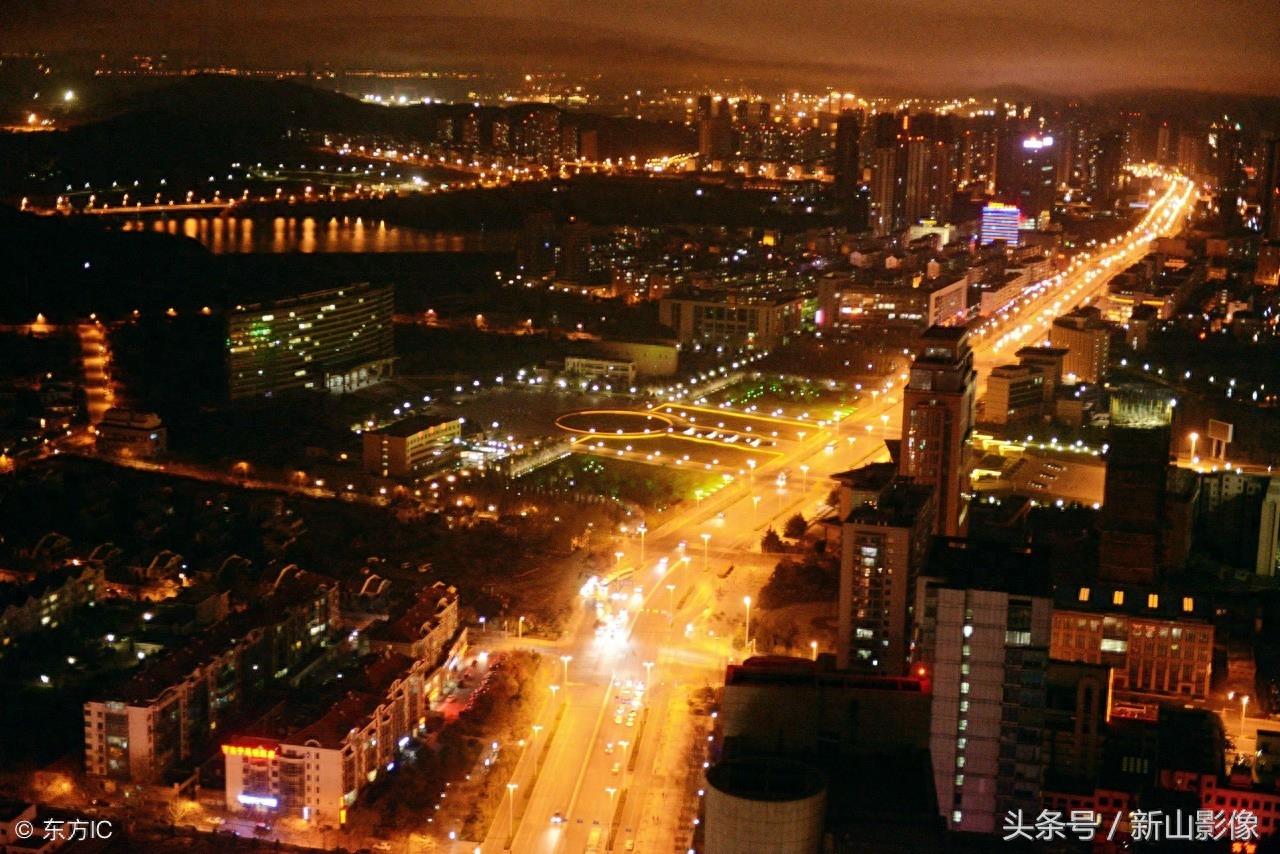 12张城市夜景图,带你走进绚烂的灯光世界