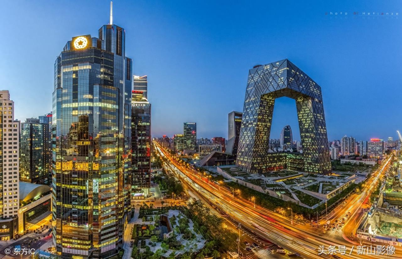 12张城市夜景图,带你走进绚烂的灯光世界