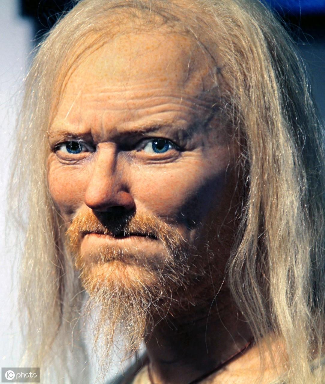 维京人(古挪威语：víkingar)，别称北欧海盗