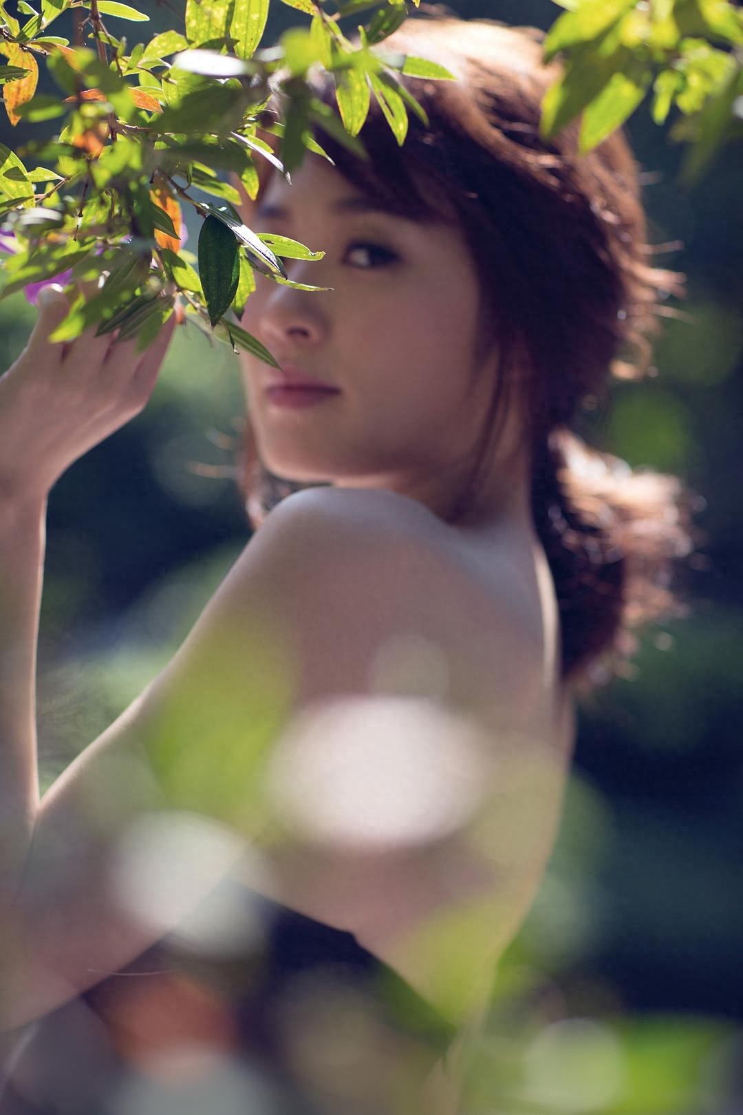 组图:新一任“晶女郎”蔡洁