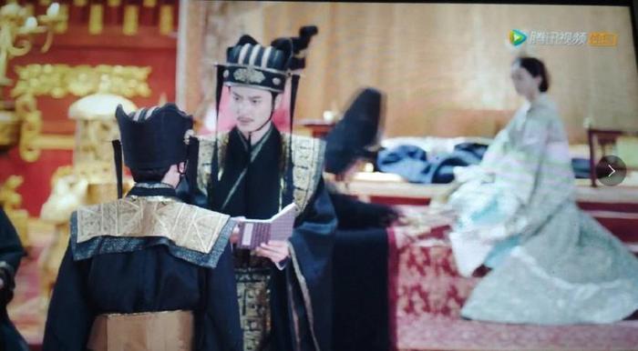 宇文赟重病身亡，杨丽华痛心疾首，与杨坚大吵一架