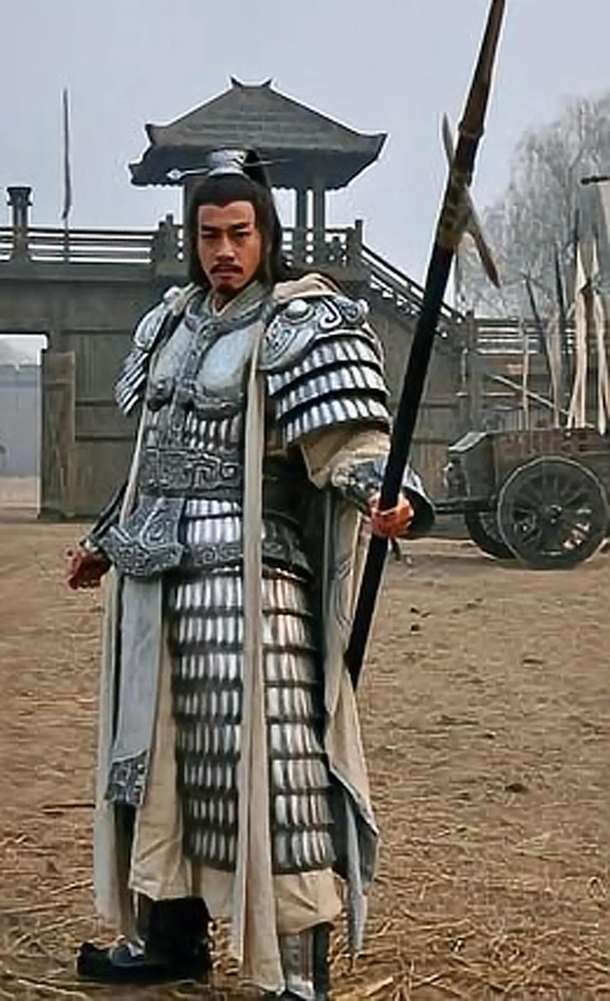 “西楚霸王”项羽的故事(项羽是什么朝代的人物)