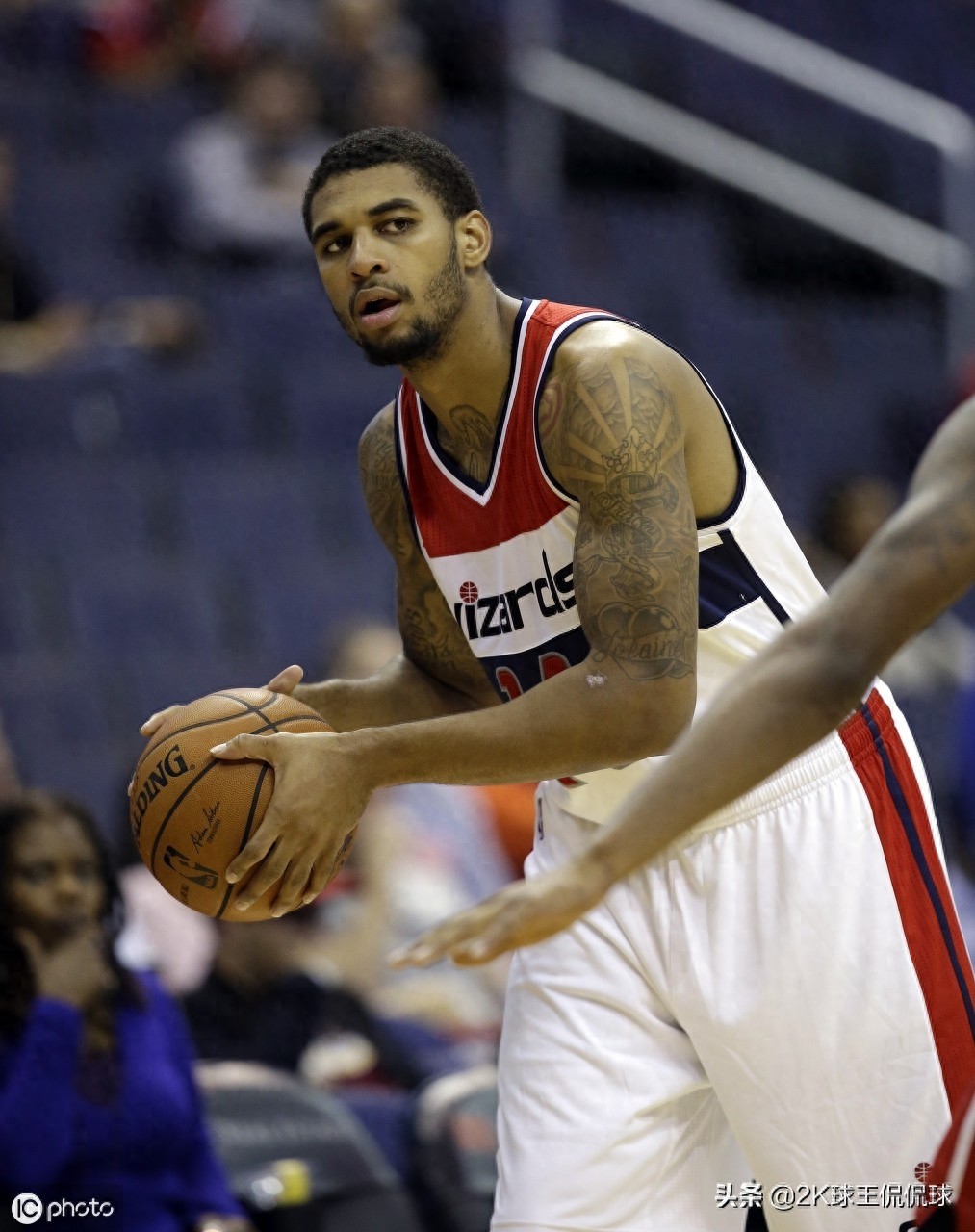 他老爸曾抢走乔丹到手的全明星MVP奖杯!小格伦莱斯有多强?