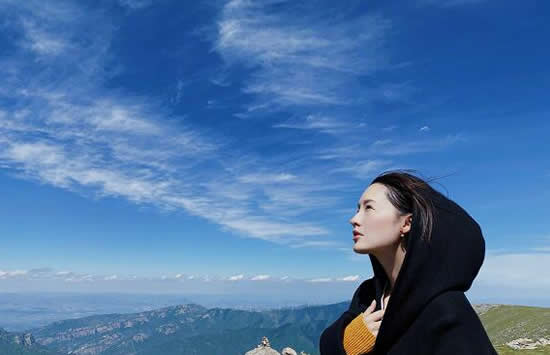 季肖冰多大了年龄 季肖冰演过的电视剧角色