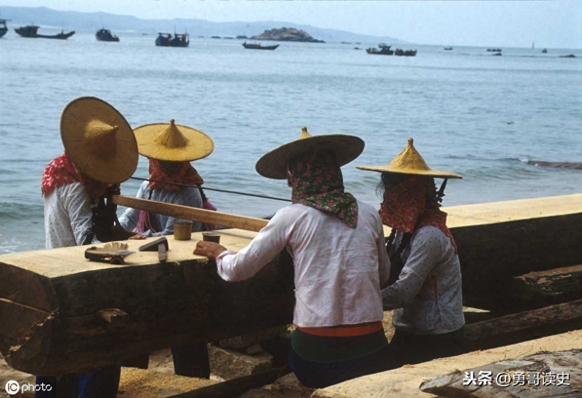 纺织女工、造船女工、包糖女工:三十年前这些不让须眉的巾帼