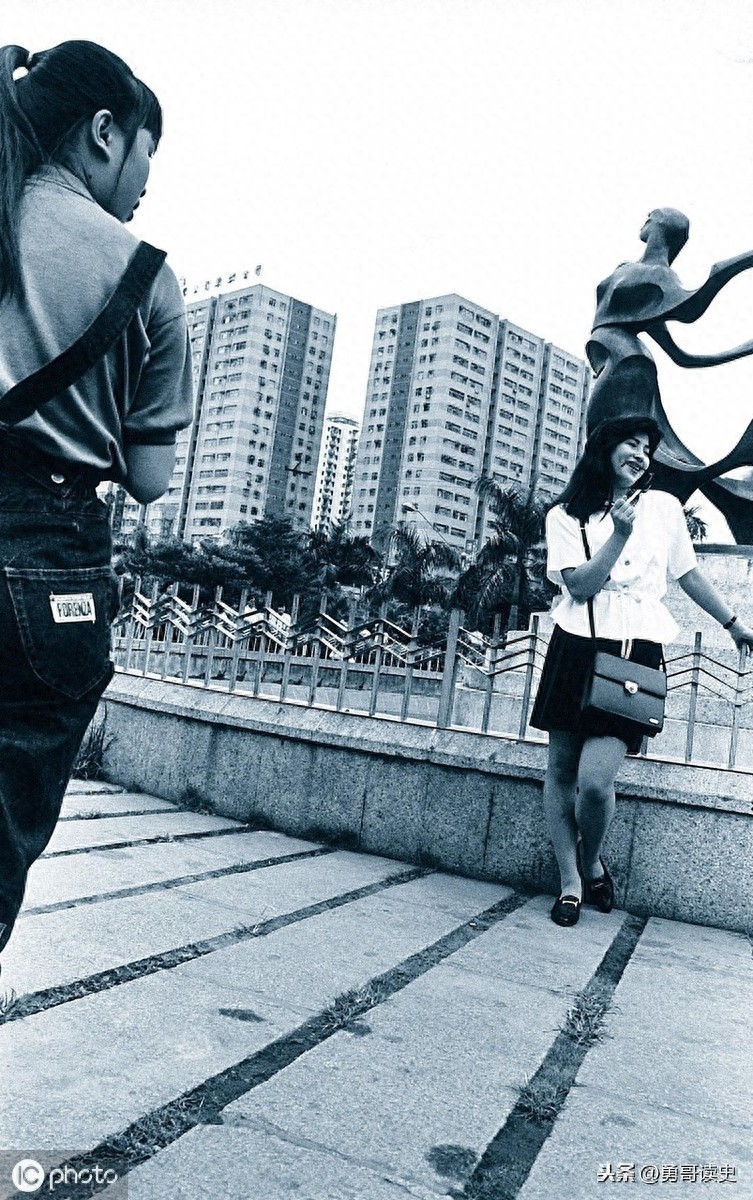 纺织女工、造船女工、包糖女工:三十年前这些不让须眉的巾帼