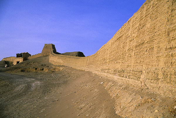 秦朝灭亡的原因(并不是所谓的暴政而是另有原因)