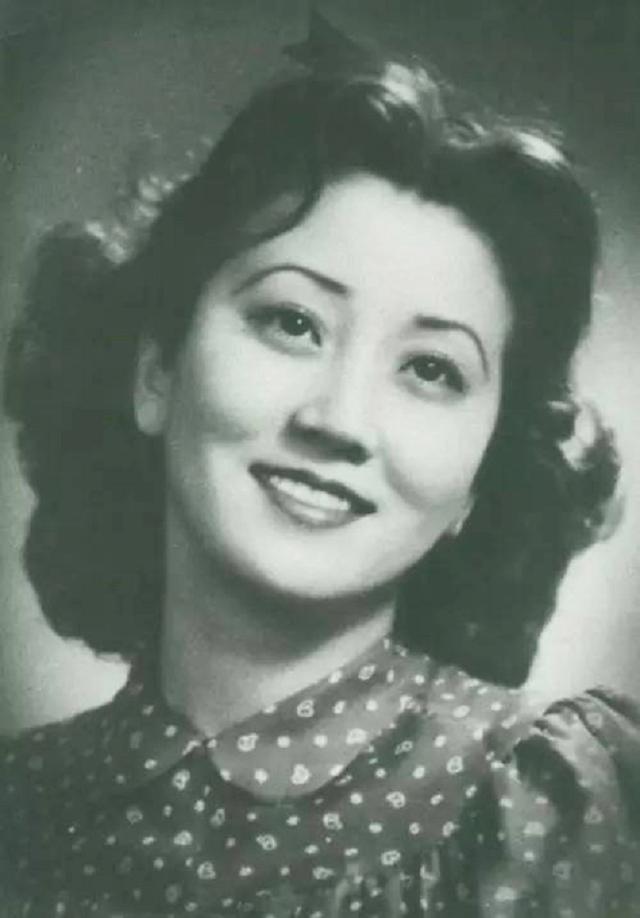 民国公认的四大美女排名(风华绝代的十大美女)(11)