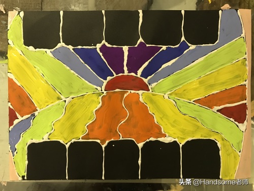 幼教之创意美术课程：沥粉画色彩构成——牙齿大街的新鲜事