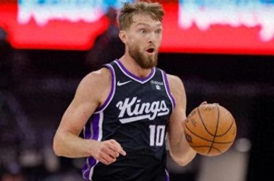 ​小萨博尼斯创造的76年NBA绝无仅有的纪录：篮球历史上的传奇故事