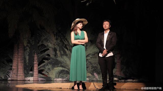 四川主持人罗小刚简历（成都名嘴罗小刚整容了）(1)